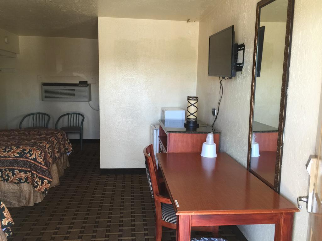 Encore Motel Farmington Bilik gambar